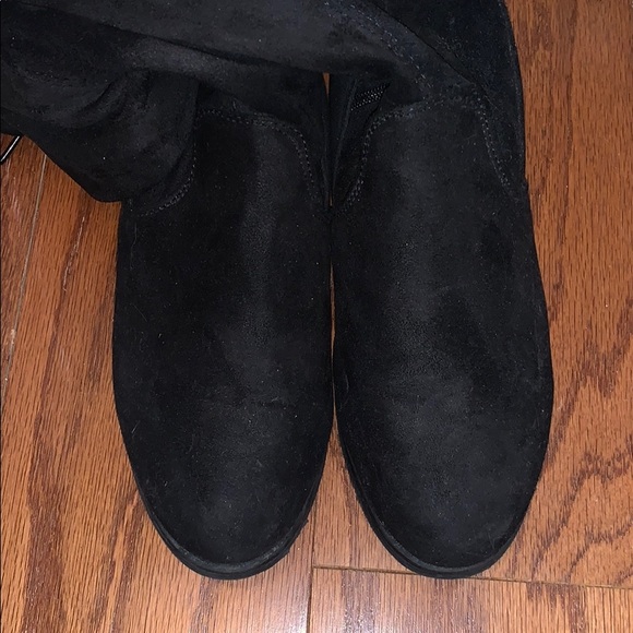 Thigh High Boots - Picture 2 of 3